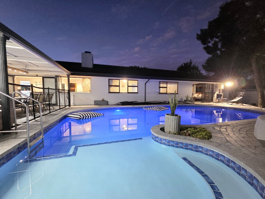 5 Bedroom Property for Sale in Eversdal Western Cape